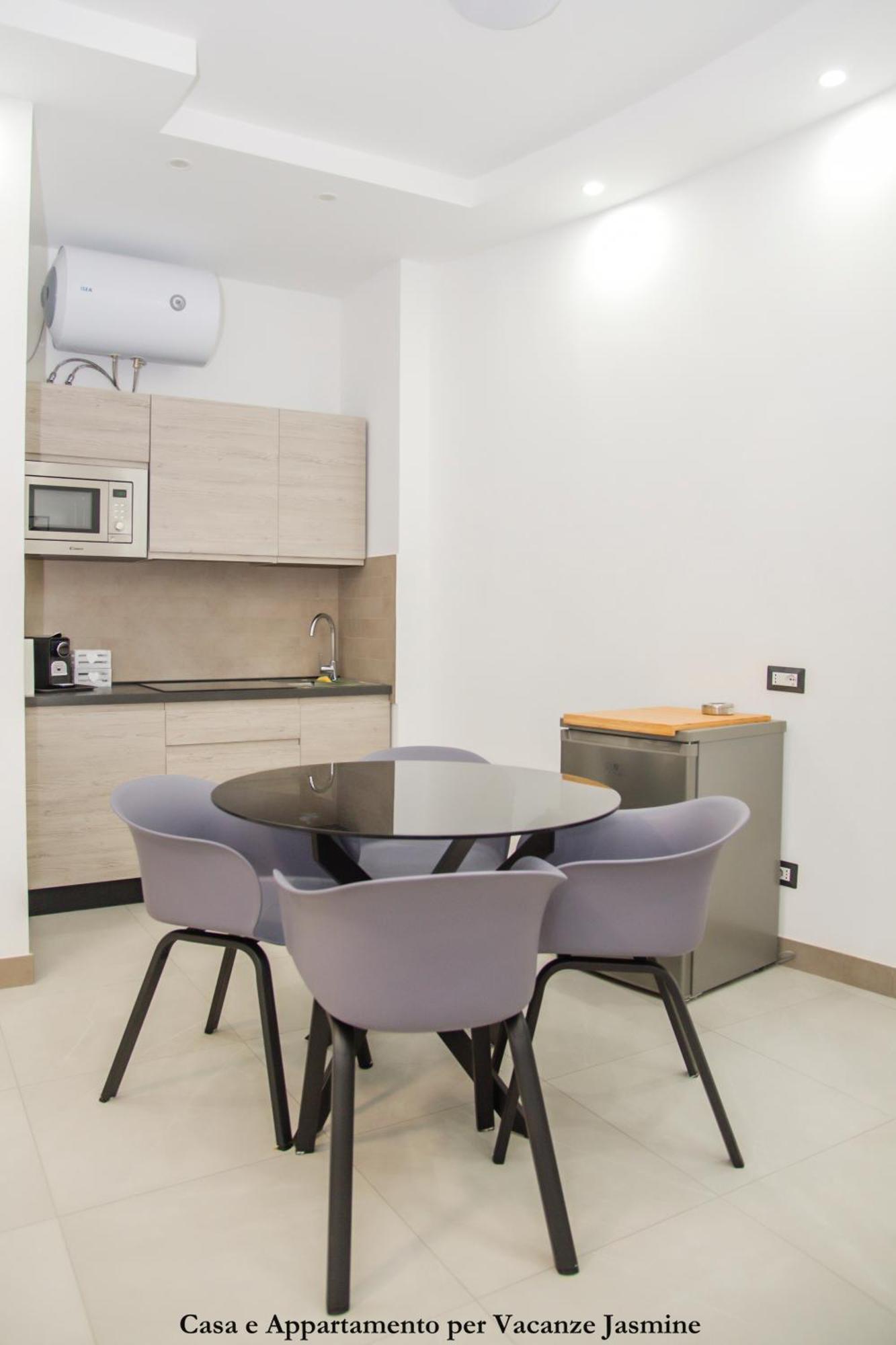 Casa E Appartamento Per Vacanze Jasmine Roma Ngoại thất bức ảnh